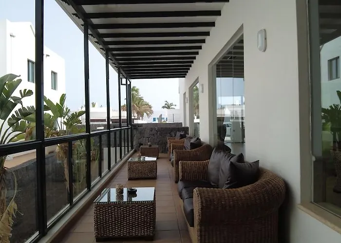 Pocillos Playa, Solo Adultos Hotel