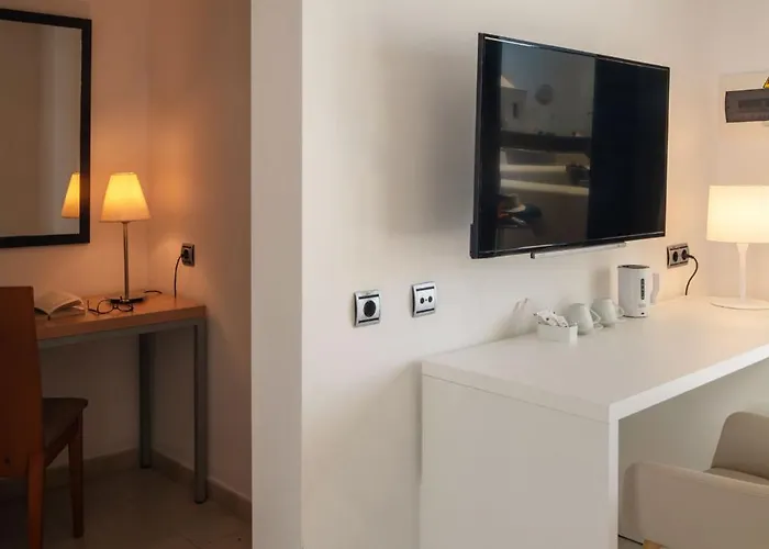 Hotel Pocillos Playa, Solo Adultos Puerto del Carmen (Lanzarote)