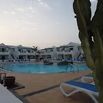 Pocillos Playa, Solo Adultos فندق بويرتو ذيل كارمين